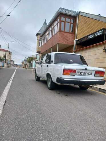 LADA (VAZ) 2107 2003, 43,000 km - 1.6 l - Quba