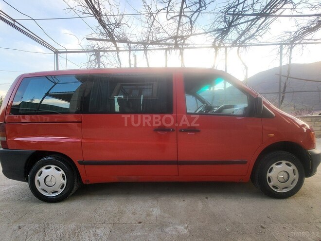 Mercedes Vito 112 1999, 300,000 km - 2.2 л - Yardımlı
