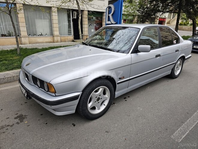 BMW 520 1994, 350,000 km - 2.5 l - Bakı