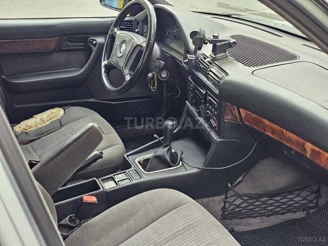 BMW 520 1994, 350,000 km - 2.5 l - Bakı