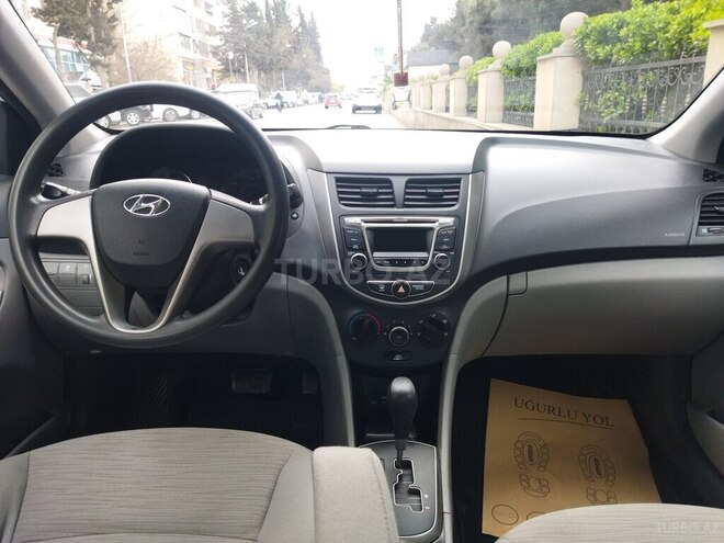 Hyundai Accent 2017, 123,000 km - 1.6 л - Bakı