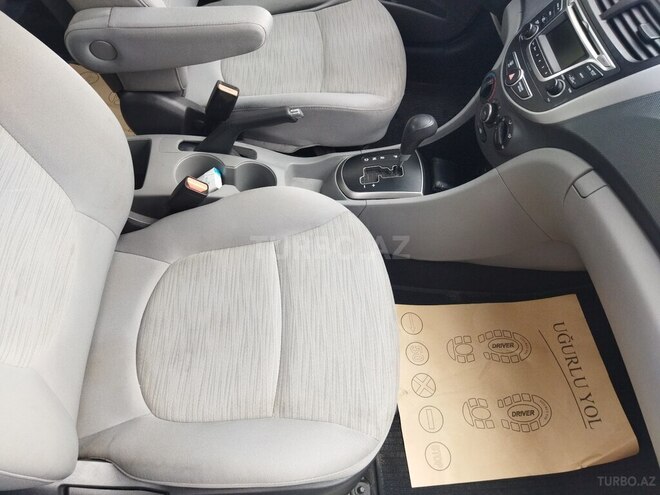 Hyundai Accent 2017, 123,000 km - 1.6 л - Bakı