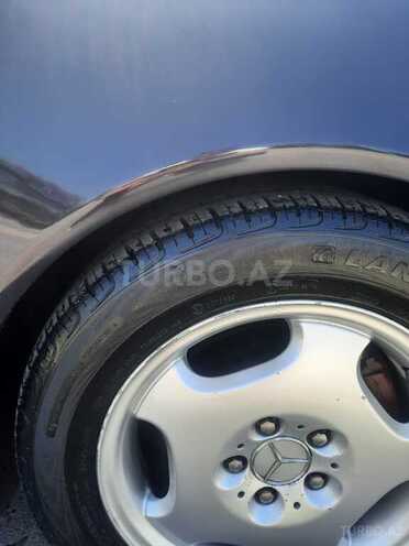 Mercedes E 280 1998, 446,700 km - 2.8 l - Bakı