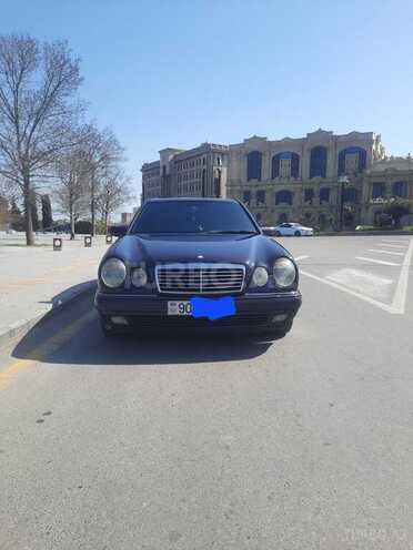 Mercedes E 280 1998, 446,700 km - 2.8 l - Bakı
