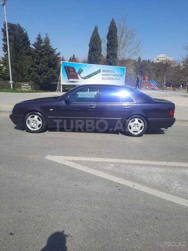 Mercedes E 280 1998, 446,700 km - 2.8 l - Bakı