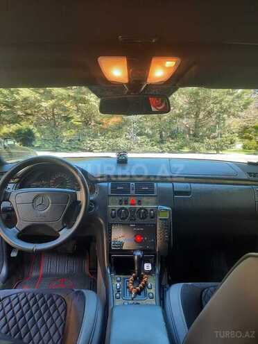 Mercedes E 280 1998, 446,700 km - 2.8 l - Bakı