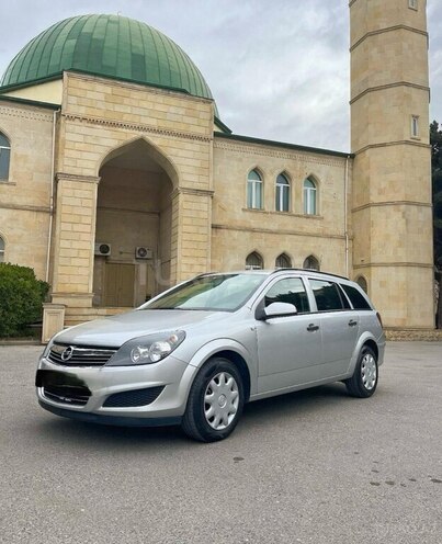 Opel Astra 2010, 328,000 km - 1.7 l - Bakı