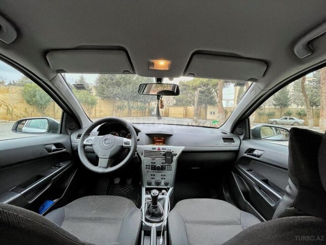 Opel Astra 2010, 328,000 km - 1.7 l - Bakı