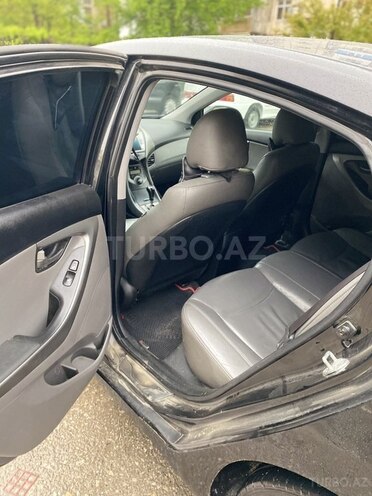 Hyundai Elantra 2013, 235,000 km - 1.8 l - Şirvan