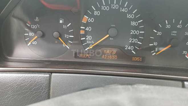 Mercedes E 200 1996, 427,000 km - 2.0 l - Bakı