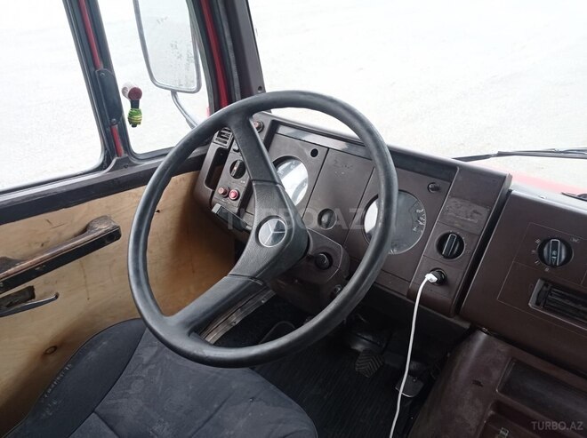 Mercedes 609 D 1990, 450,000 km - 3.9 l - Qax