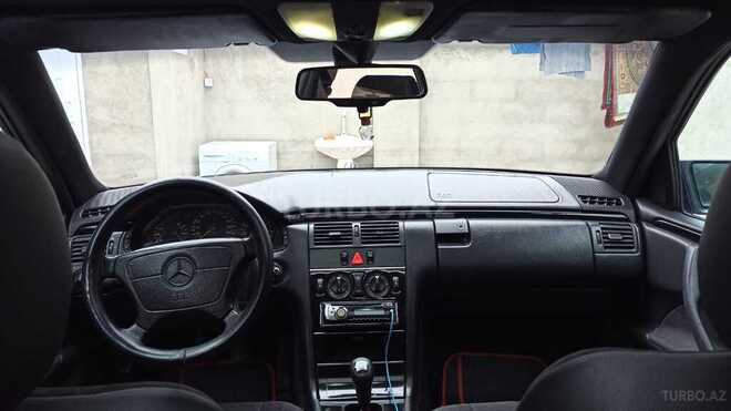 Mercedes E 200 1996, 427,000 km - 2.0 l - Bakı