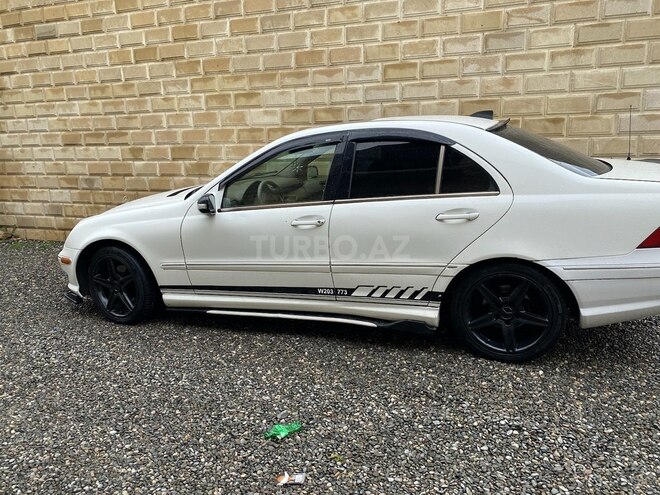 Mercedes C 240 2003, 200,000 km - 2.6 л - Bakı