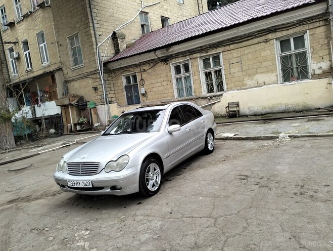 Mercedes C 200 2000, 532,621 km - 2.0 л - Sumqayıt