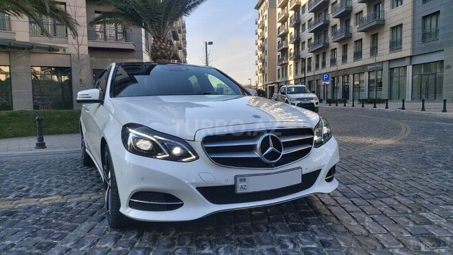 Mercedes E 250 4MATIC 2015, 95,700 km - 2.2 л - Bakı
