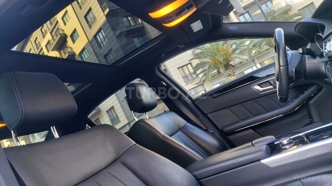 Mercedes E 250 4MATIC 2015, 95,700 km - 2.2 л - Bakı