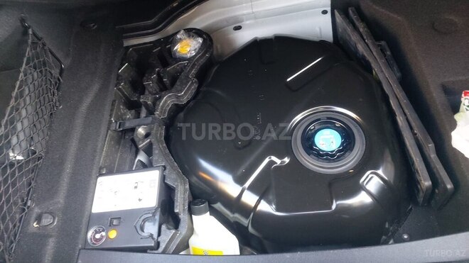 Mercedes E 250 4MATIC 2015, 95,700 km - 2.2 л - Bakı