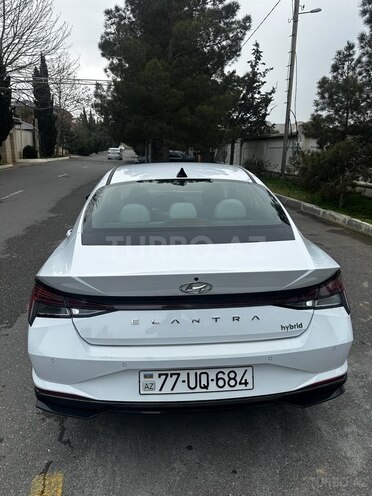 Hyundai Elantra-7