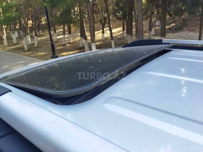 Kia Sportage 2006, 240,000 km - 2.0 l - Sumqayıt