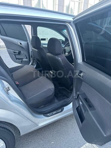 Opel Astra 2009, 240,000 km - 1.7 l - Yevlax