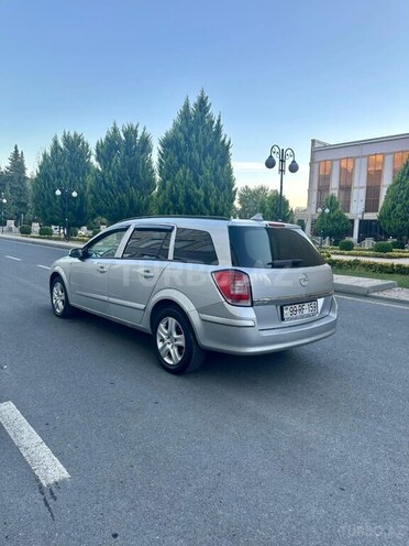 Opel Astra 2009, 240,000 km - 1.7 l - Yevlax