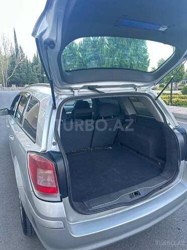 Opel Astra 2009, 240,000 km - 1.7 l - Yevlax