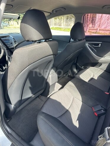 Hyundai Elantra 2015, 162,000 km - 1.6 л - Bakı