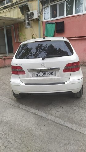 Mercedes B 170 2010, 176,000 km - 1.7 l - Mingəçevir