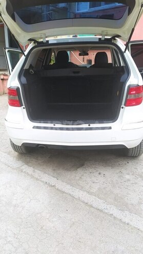 Mercedes B 170 2010, 176,000 km - 1.7 l - Mingəçevir