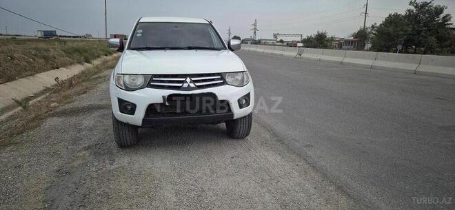 Mitsubishi L200 2014, 293,000 km - 2.5 l - Qusar