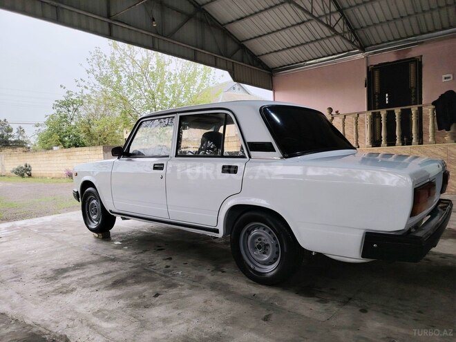LADA (VAZ) 2107 2007, 85,000 km - 1.6 л - Saatlı