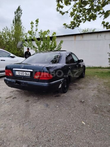 Mercedes E 230 1995, 980,089 km - 2.3 l - Ağdaş