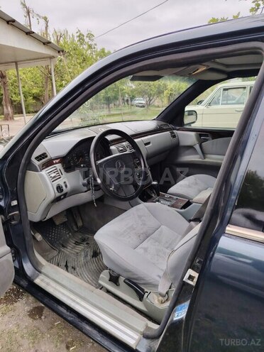 Mercedes E 230 1995, 980,089 km - 2.3 l - Ağdaş