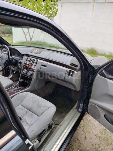 Mercedes E 230 1995, 980,089 km - 2.3 l - Ağdaş