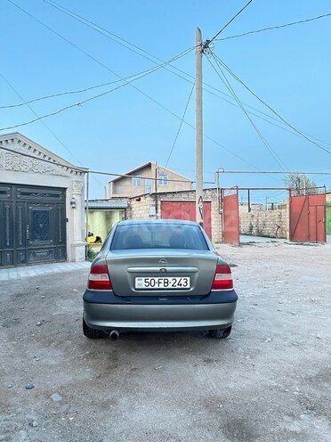 Opel Vectra 1996, 373,000 km - 1.8 l - Sumqayıt