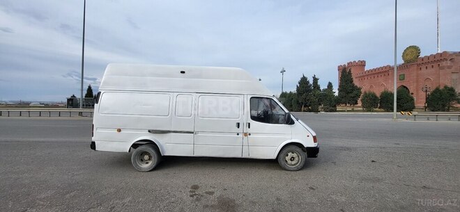 Ford Transit 1999, 680,000 km - 2.5 l - Şəki