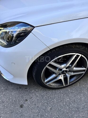 Mercedes E 220 d 2014, 268,000 km - 2.2 l - Bakı