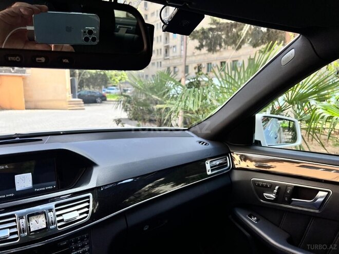 Mercedes E 220 d 2014, 268,000 km - 2.2 l - Bakı