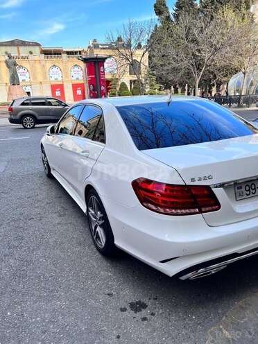 Mercedes E 220 d 2014, 268,000 km - 2.2 l - Bakı