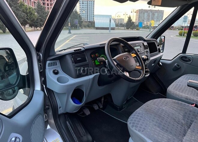Ford Transit 2011, 228,000 km - 2.2 л - Bakı