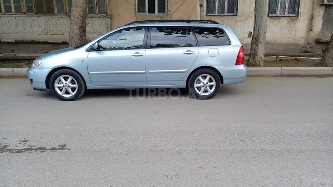 Toyota Corolla 2006, 258,000 km - 1.4 l - Yevlax