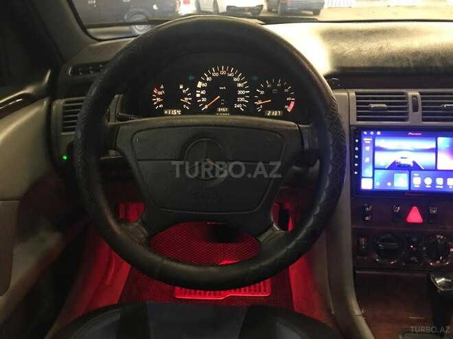 Mercedes E 230 1995, 400,000 km - 2.3 l - Bakı