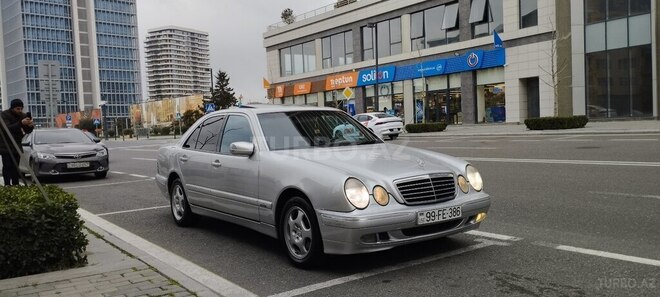Mercedes E 270 1999, 366,000 km - 2.7 l - Bakı