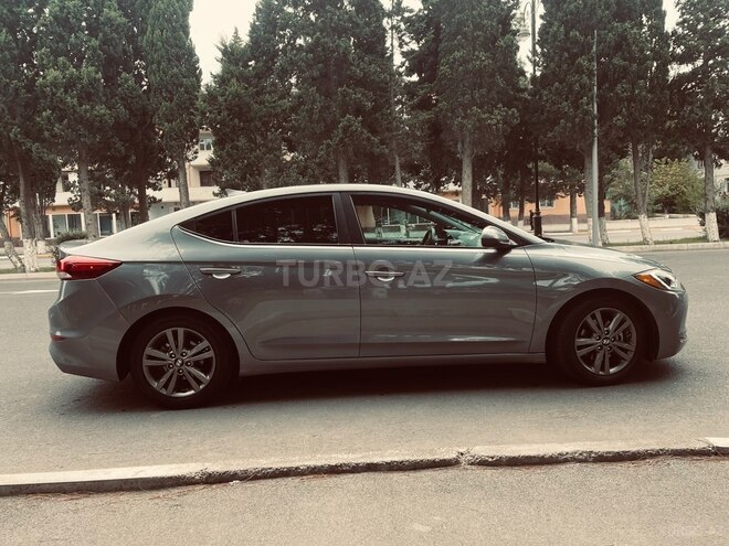 Hyundai Elantra 2017, 168,000 km - 2.0 л - Bakı