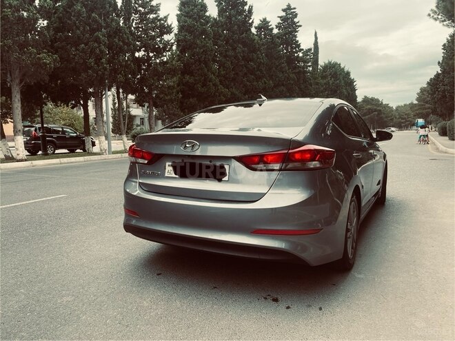 Hyundai Elantra 2017, 168,000 km - 2.0 л - Bakı