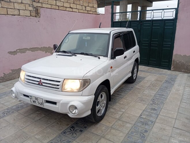 Mitsubishi Pajero io 2000, 250,000 km - 2.0 л - Sumqayıt