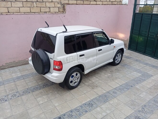 Mitsubishi Pajero io 2000, 250,000 km - 2.0 л - Sumqayıt