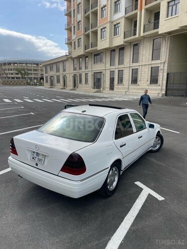 Mercedes C 220 1995, 492,942 km - 2.2 l - Sumqayıt