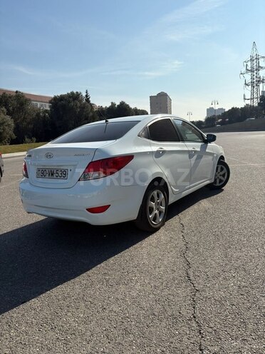 Hyundai Accent 2012, 170,000 km - 1.6 l - Bakı