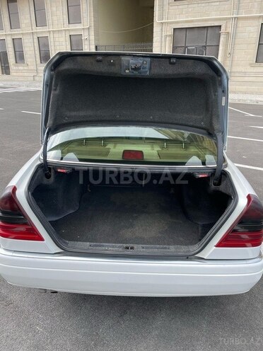 Mercedes C 220 1995, 492,942 km - 2.2 l - Sumqayıt